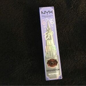 NYX Epic Ink Liner Glitz Bridgerton Silver